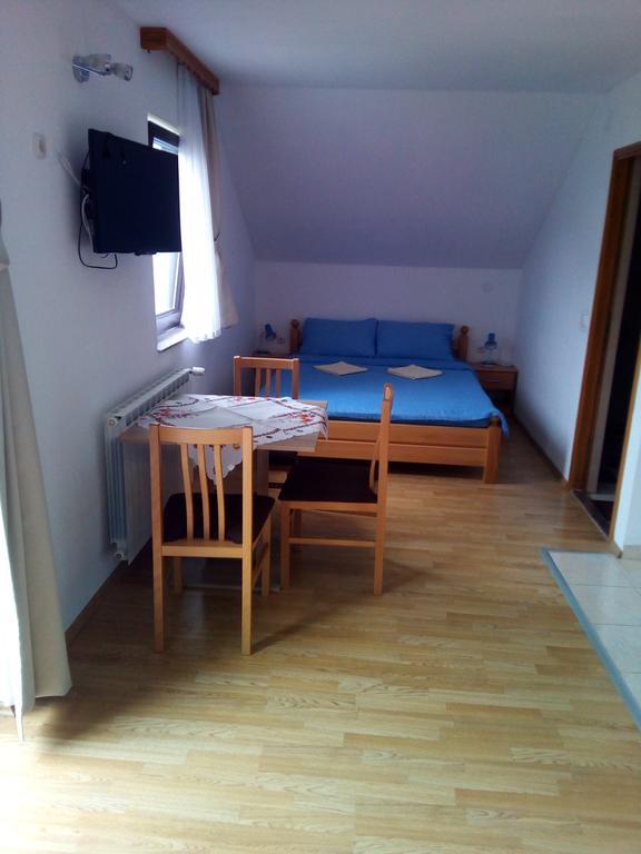 Apartments Dale Смолянац Экстерьер фото